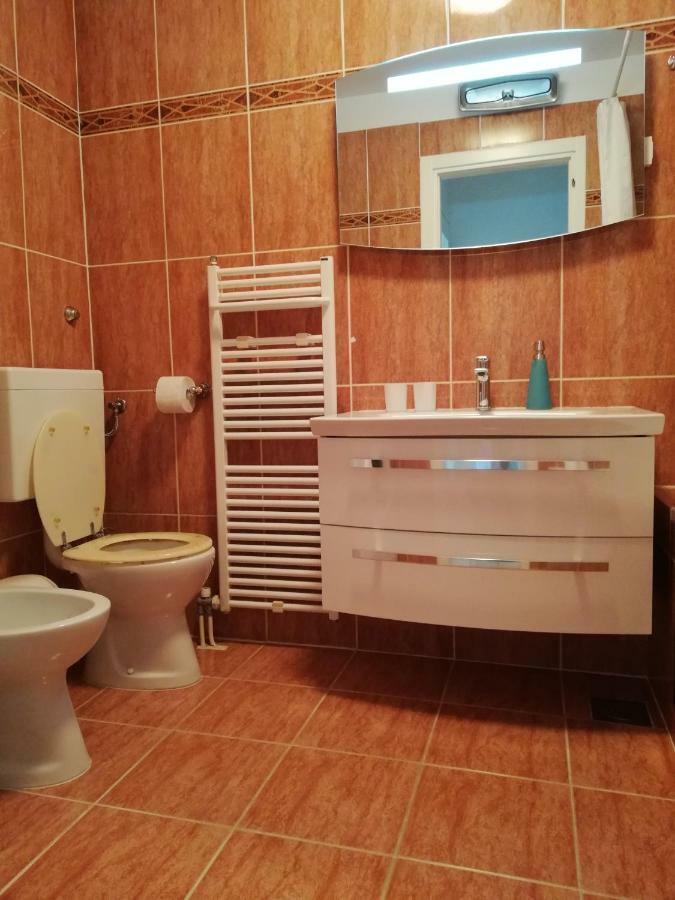 Sea View Apartment Reno W/Garage 스플리트 외부 사진